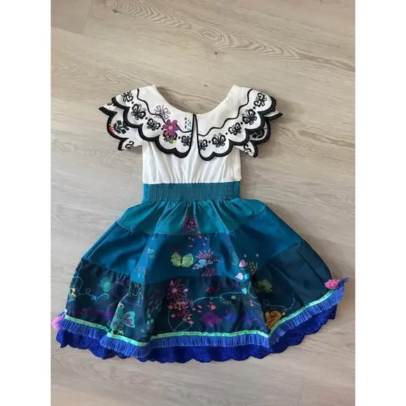 Disney Authentic Encanto Mirabel Grils Size 4 Costume - Picture 3 of 4